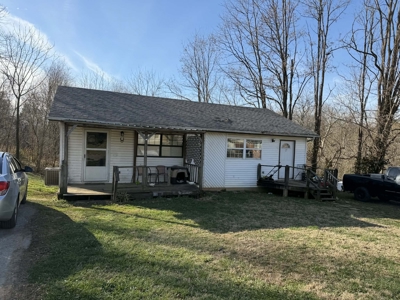 Property #1 Lot #1: Duplex on Shelley St - image 12