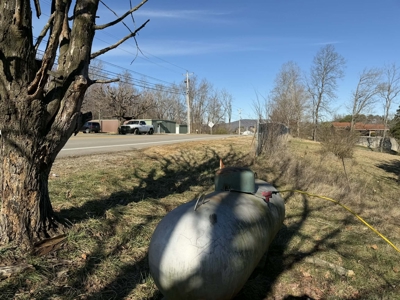 Property #2 Lot #4: Home & Lot 1653 South Hwy 127 - image 3