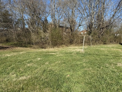 Property #3 Lot #5: Home & Lot 907 Lynnview Dr - image 12