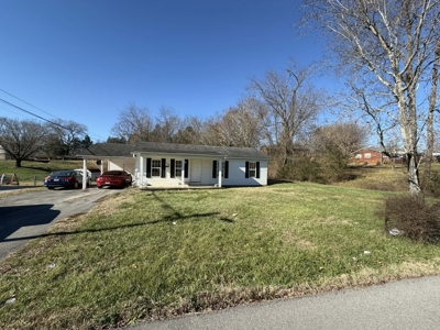 Property #3 Lot #5: Home & Lot 907 Lynnview Dr - image 16