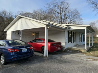 Property #3 Lot #5: Home & Lot 907 Lynnview Dr - image 5