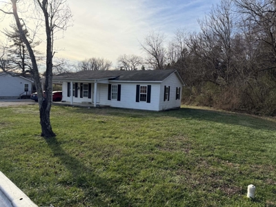 Property #3 Lot #5: Home & Lot 907 Lynnview Dr - image 4