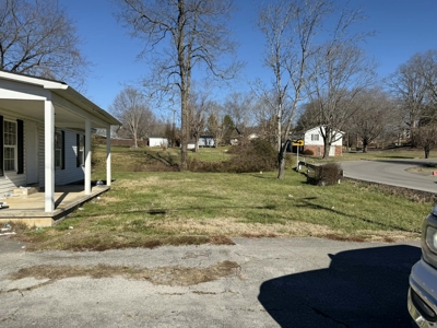 Property #3 Lot #5: Home & Lot 907 Lynnview Dr - image 13