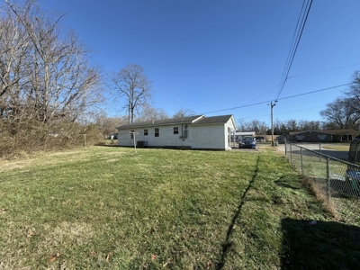 Property #3 Lot #5: Home & Lot 907 Lynnview Dr - image 10