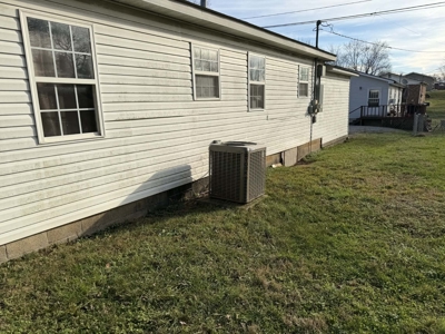 Property #3 Lot #5: Home & Lot 907 Lynnview Dr - image 9