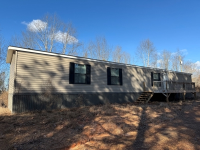 Private Home For Sale In Hardin County Tn With 3 Bedrooms - image 1