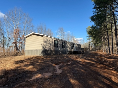 Private Home For Sale In Hardin County Tn With 3 Bedrooms - image 2