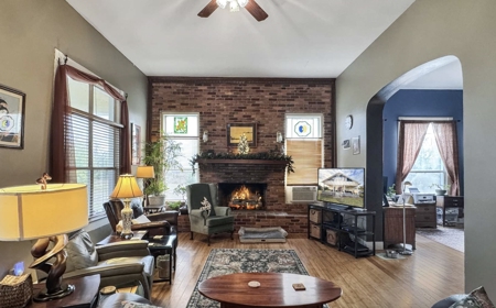 Beautiful 1914 Two-Story Residence In Jennings, FL - image 18