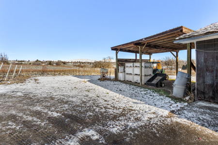 Country Home on Land For Sale in Selah, WA - image 45