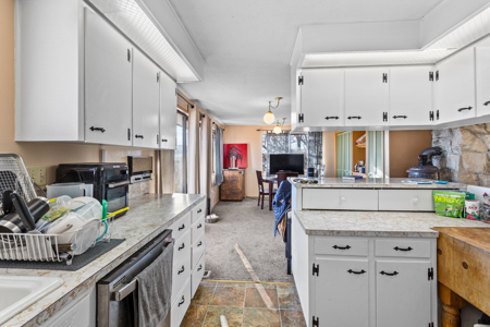 Country Home on Land For Sale in Selah, WA - image 28