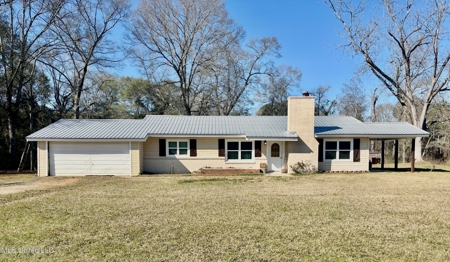 Brick Home on 5.7 Acres in North Pike School District - image 1