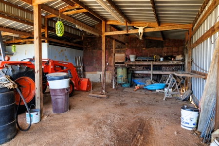 East Texas Ranch for Sale in Lindale TX in Smith County - image 40