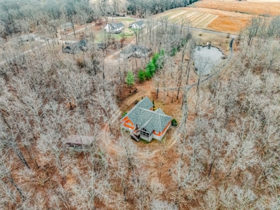 Country Home for Sale in Lewis County, Tennessee - image 5