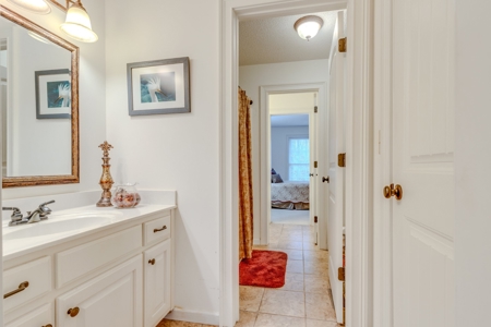 Country Home for Sale in Lewis County, Tennessee - image 39