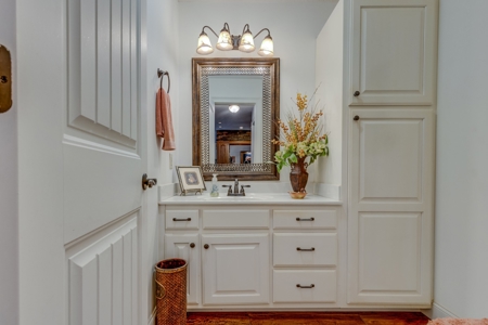 Country Home for Sale in Lewis County, Tennessee - image 34