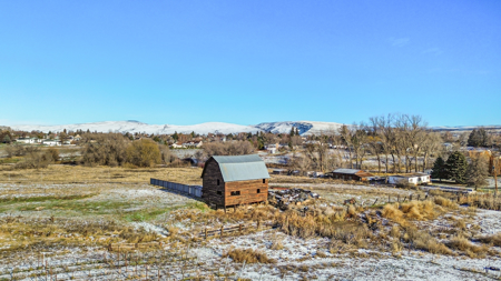 Home and Land For Sale in Selah, Washington - image 50