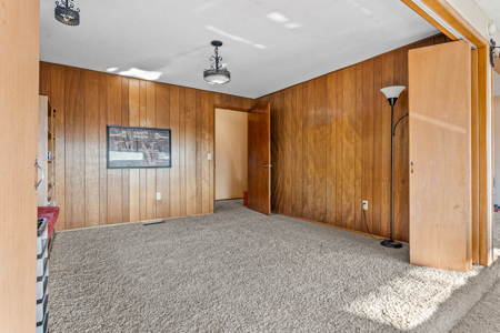 Home and Land For Sale in Selah, Washington - image 17