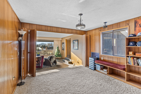 Home and Land For Sale in Selah, Washington - image 18