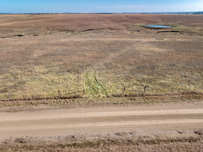 Quality Pasture with Water Near Gridley Kansas - image 10