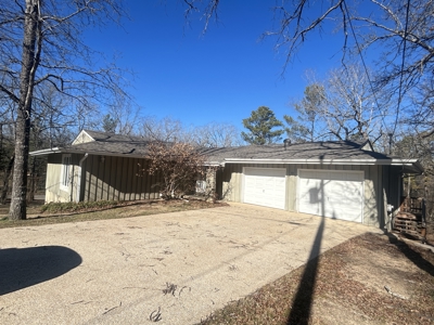 Well Maintained Home in Cherokee Village, AR For Sale - image 8