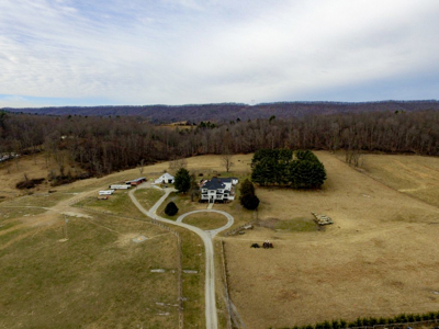 Historic Home on 74 acres in Draper, VA - image 6