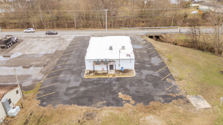 Turnkey Restaurant Building for Sale in Downtown Bradford, TN - image 39