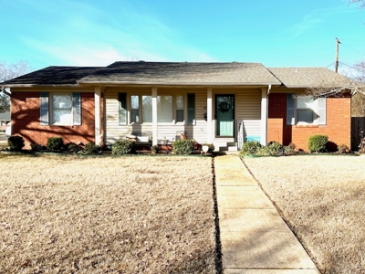 Warm and Inviting Searcy, AR Home For Sale - image 1