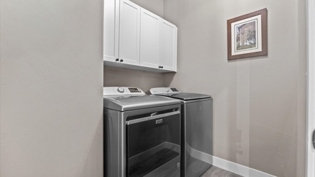 Home in Town with Small Acreage For Sale - image 10