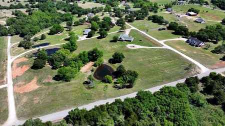 Country Log Home Meeker Ok For Sale - image 32