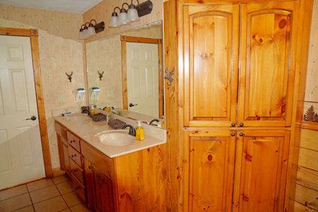 Country Log Home Meeker Ok For Sale - image 25