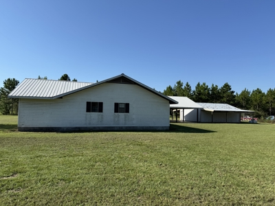 Home for sale in Kinston, Alabama 4 bedrooms/2 bath - image 9