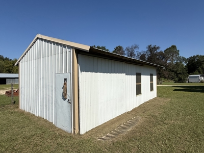 Home for sale in Kinston, Alabama 4 bedrooms/2 bath - image 45