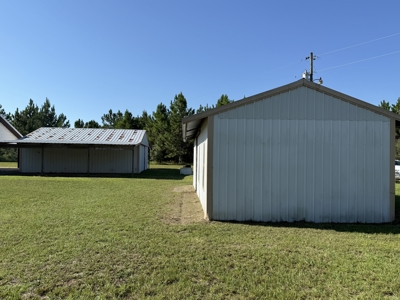 Home for sale in Kinston, Alabama 4 bedrooms/2 bath - image 7