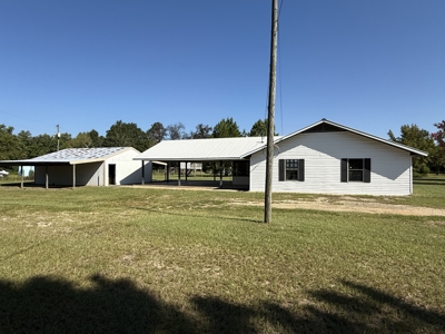 Home for sale in Kinston, Alabama 4 bedrooms/2 bath - image 35