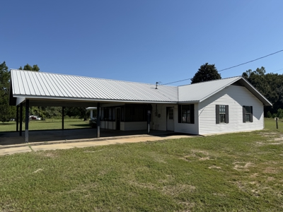 Home for sale in Kinston, Alabama 4 bedrooms/2 bath - image 34