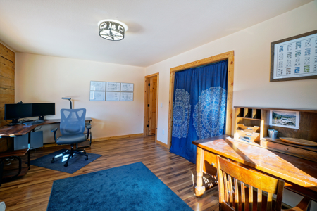 3-story craftsman log cabin for sale in Ridgway, Colorado - image 10