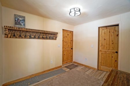 3-story craftsman log cabin for sale in Ridgway, Colorado - image 28