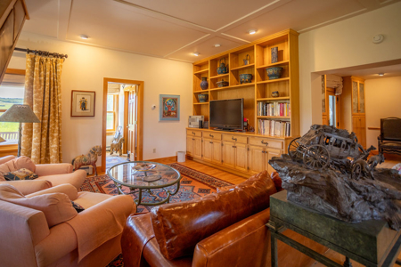 Ranch for Sale in Cotopaxi, Colorado.  170 acres. 4bdrm Home. - image 12