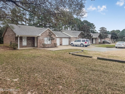 Multifamily 4 Plex Income Producing Property Pike Co MS - image 1