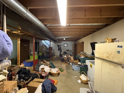 Beallsville OH Ranch home on 26 +/- Acres with buildings and pond - image 7