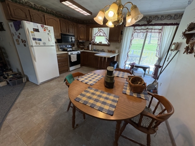 Beallsville OH Ranch home on 26 +/- Acres with buildings and pond - image 17