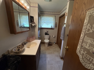 Beallsville OH Ranch home on 26 +/- Acres with buildings and pond - image 20