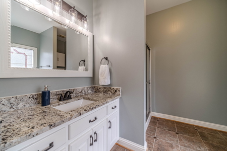 Cul-de-Sac Gem: 4BR w/ New HVAC, Roof, Private Yard + Basement - image 23