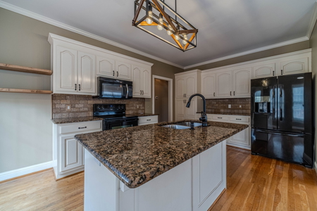 Cul-de-Sac Gem: 4BR w/ New HVAC, Roof, Private Yard + Basement - image 12