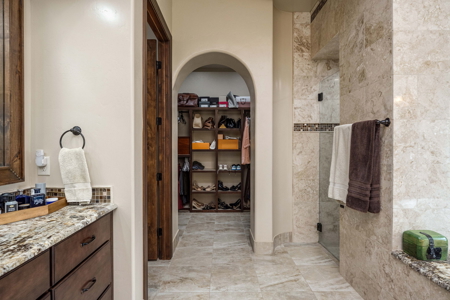 Custom Luxury Home for Sale on Large Lot in Las Cruces, NM - image 24