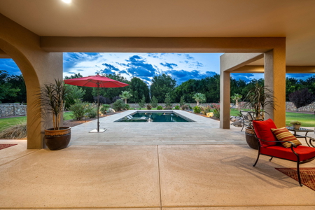 Custom Luxury Home for Sale on Large Lot in Las Cruces, NM - image 43