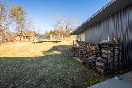 Modern Home for Sale in Floyd VA - image 38