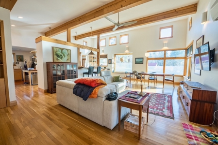 Modern Home for Sale in Floyd VA - image 18