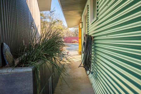 Modern Home for Sale in Floyd VA - image 40