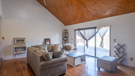 Hobby Farm in the Arkansas Ozarks | Ash Flat - image 10